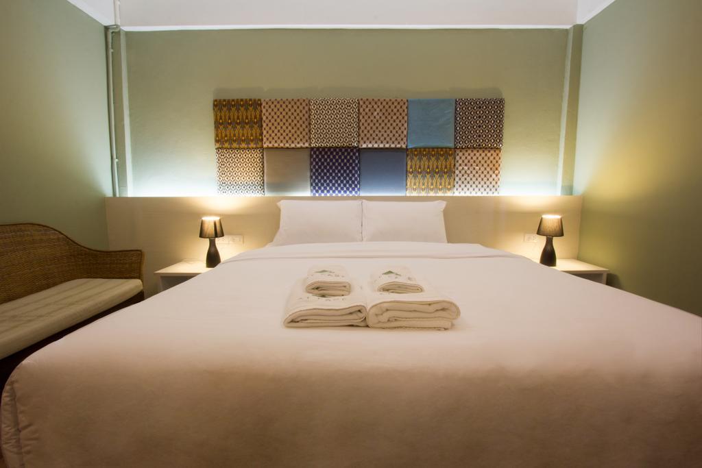 Hotel At Ease Bijou Chiang Mai Zewnętrze zdjęcie