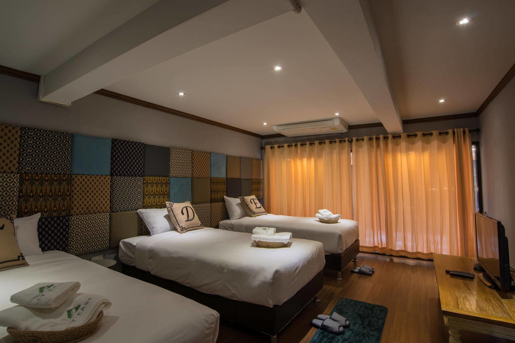 Hotel At Ease Bijou Chiang Mai Zewnętrze zdjęcie